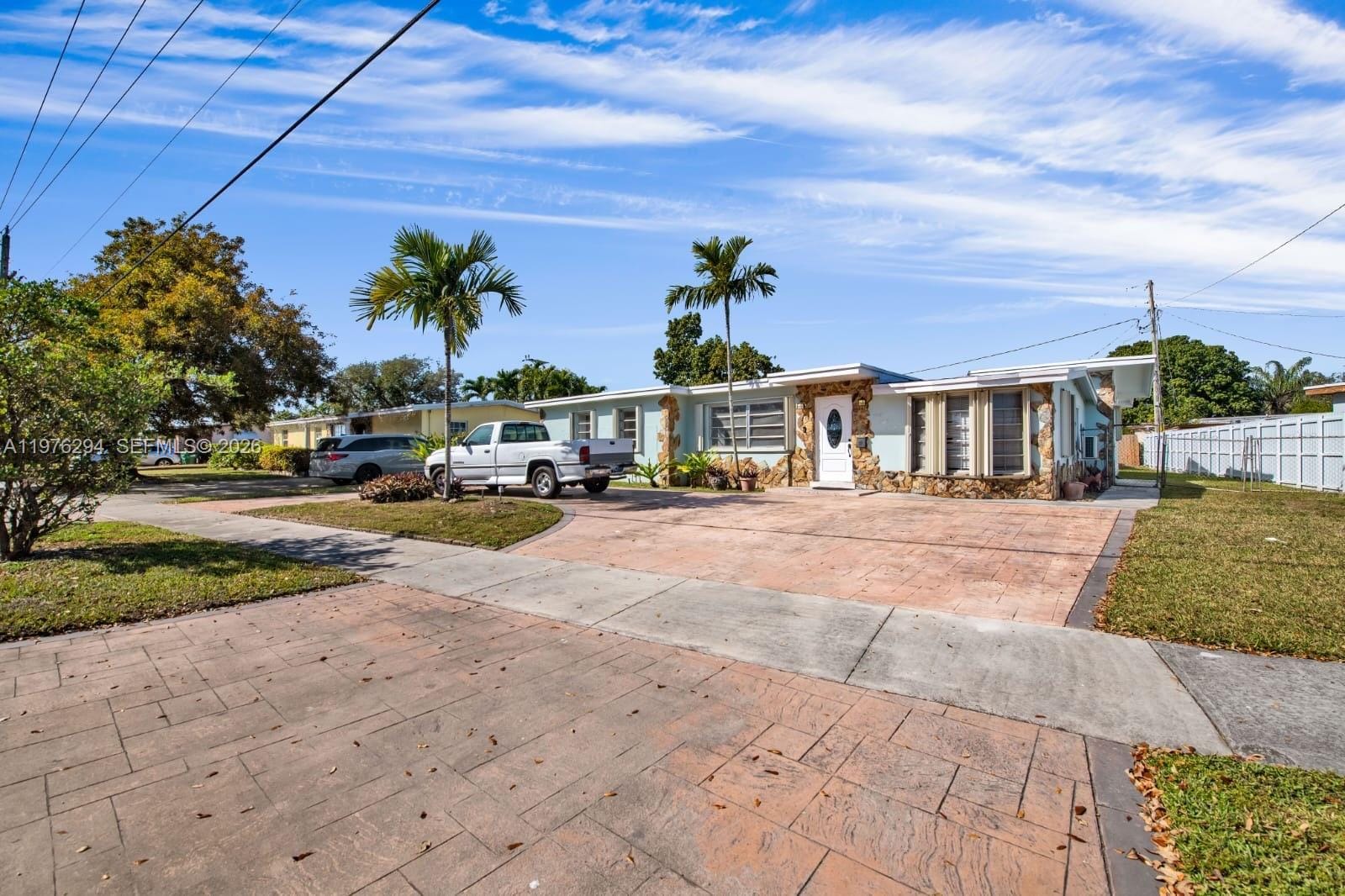 4820 SW 112th Avenue, Miami, FL 33165 photo 2