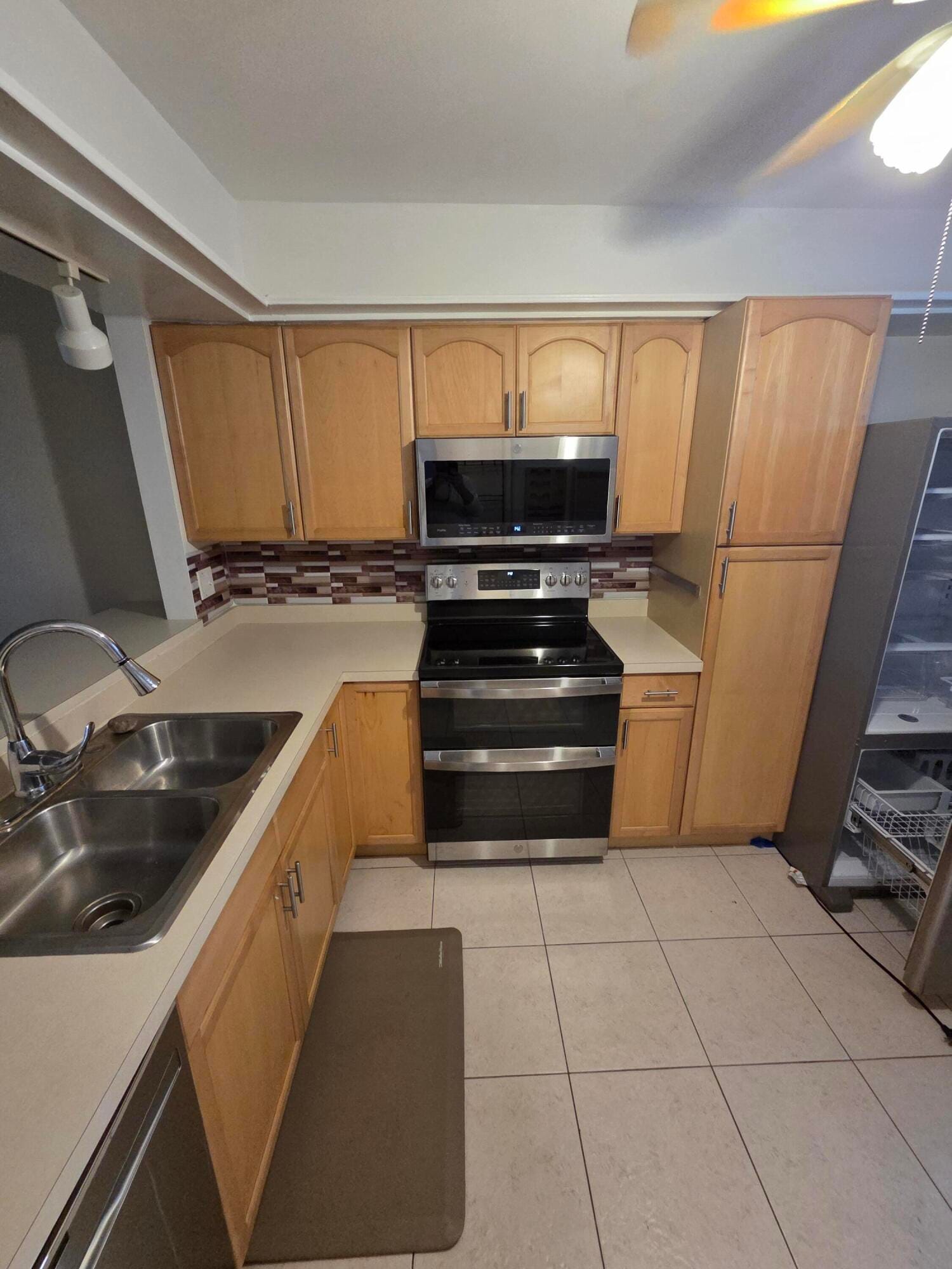 2302 Sunrise Boulevard 206, Fort Pierce, FL 34982 photo 13