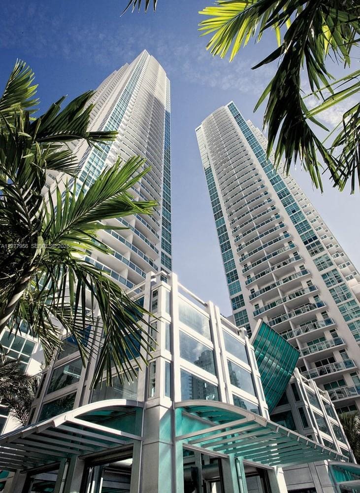 950 Brickell Bay Drive 1107 — photo 2