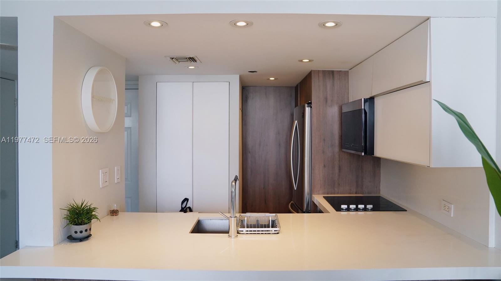 540 Brickell Key Drive 1711, Miami, FL 33131 photo 6