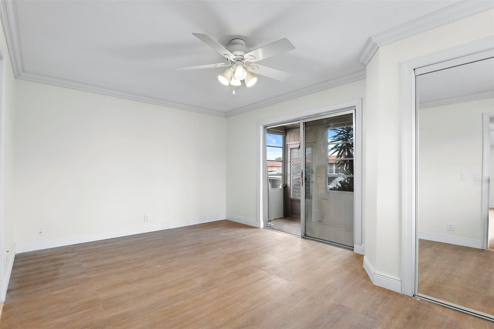123 Seville Way 123 — photo 10