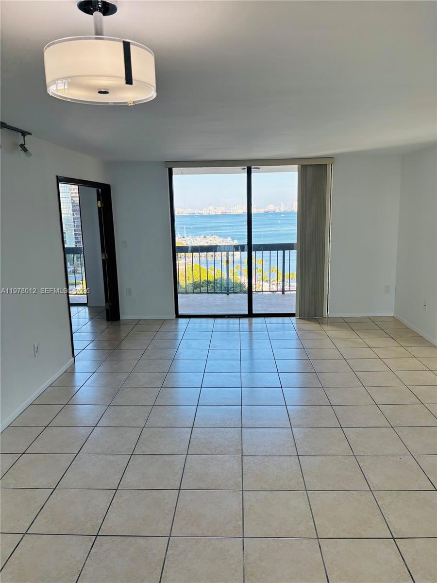 2333 Brickell Avenue 1115, Miami, FL 33129, Miami