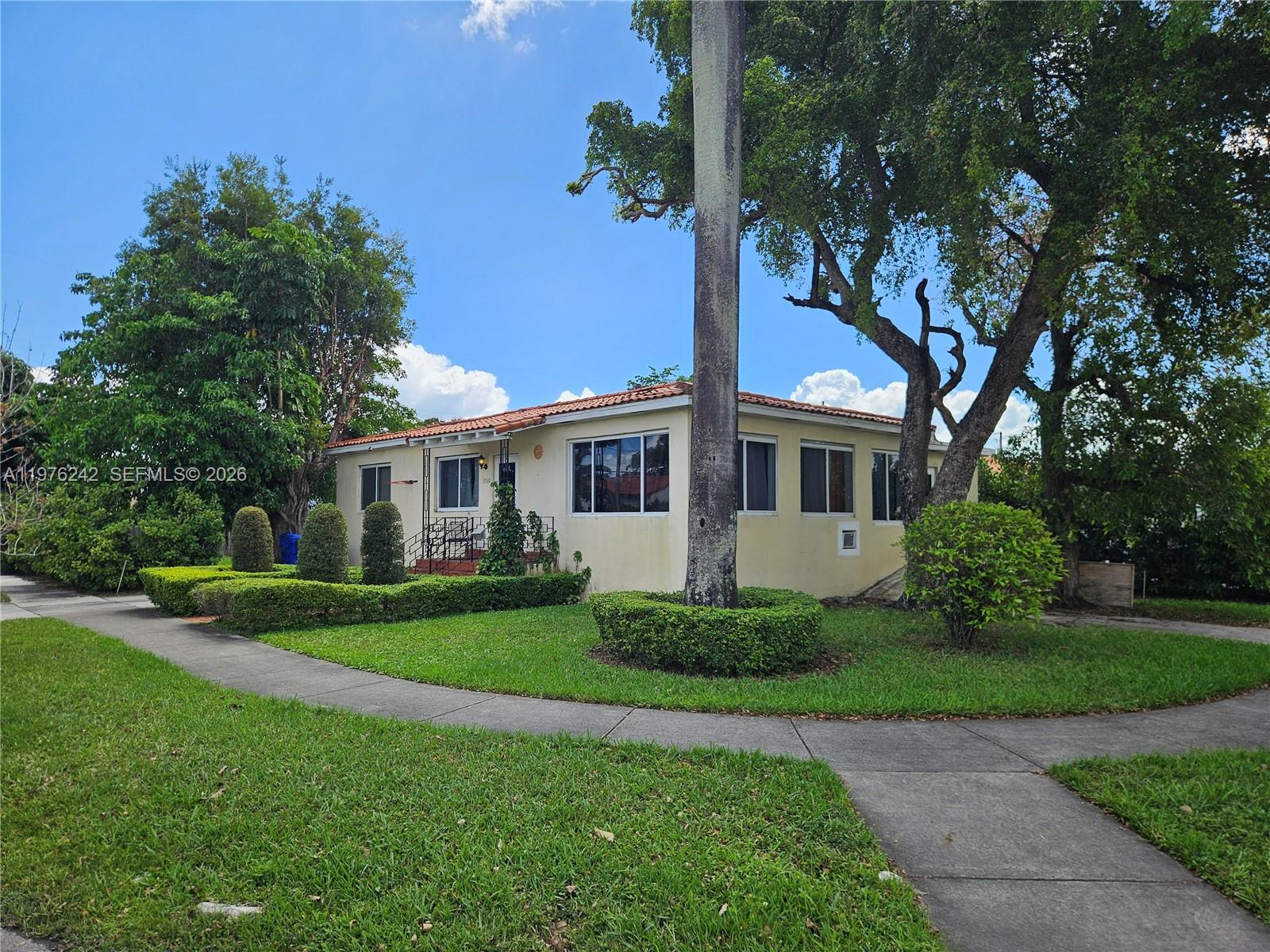 3560 NW 19th Street, Miami, FL 33125, Miami