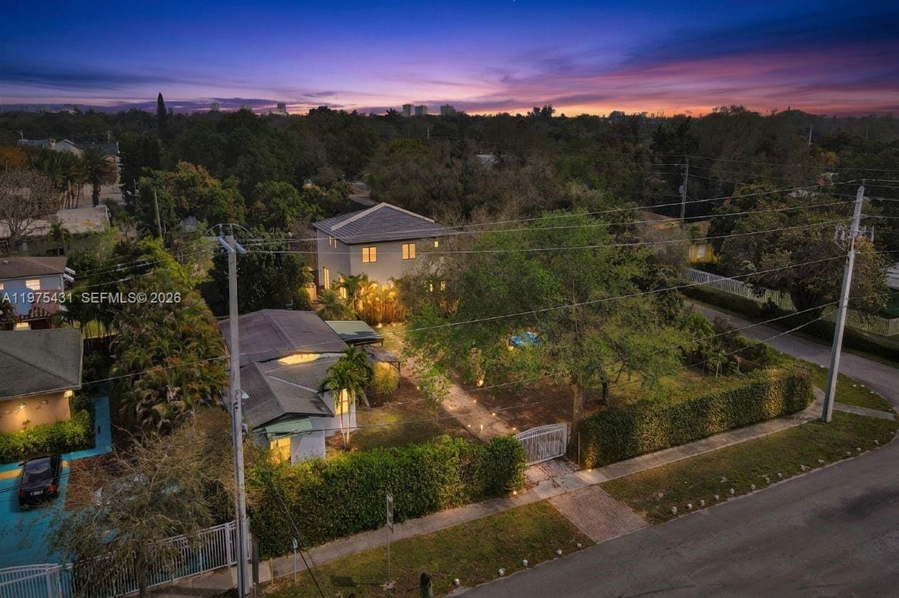 11809 NE 1st Avenue, Miami, FL 33161 photo 2