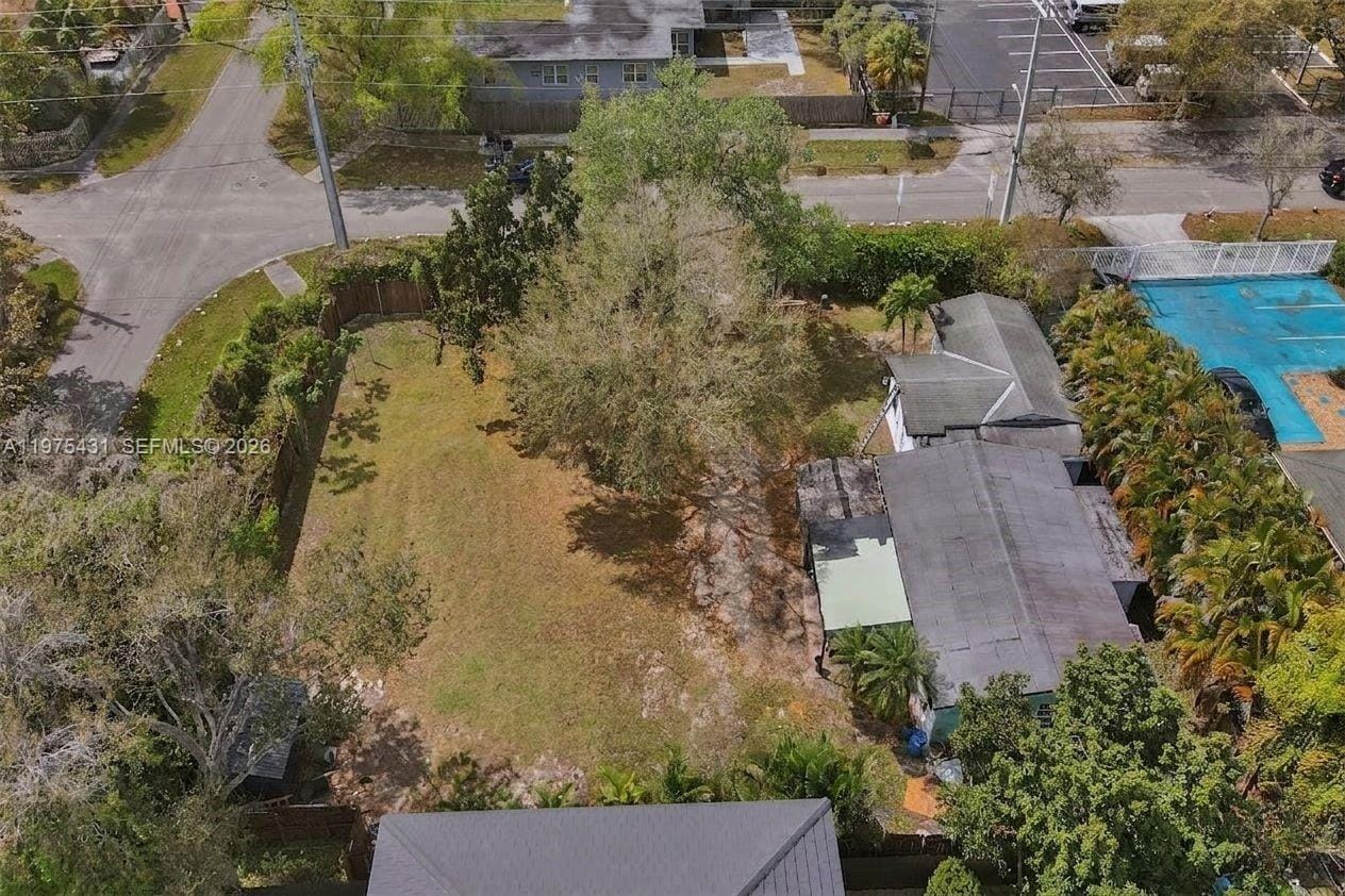 11809 NE 1st Avenue, Miami, FL 33161 photo 28
