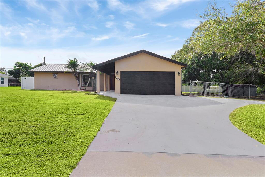 1798 SW Del Rio Boulevard, Port St. Lucie, FL 34953, Port St Lucie