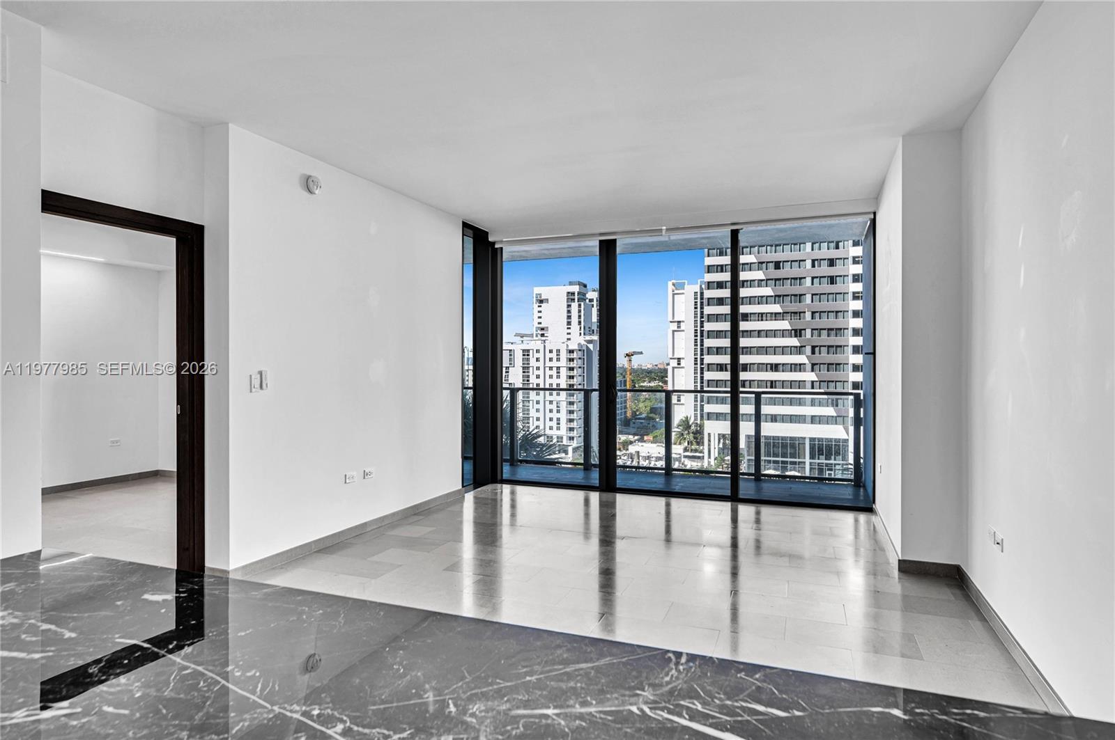 88 SW 7th Street 806, Miami, FL 33130 photo 14