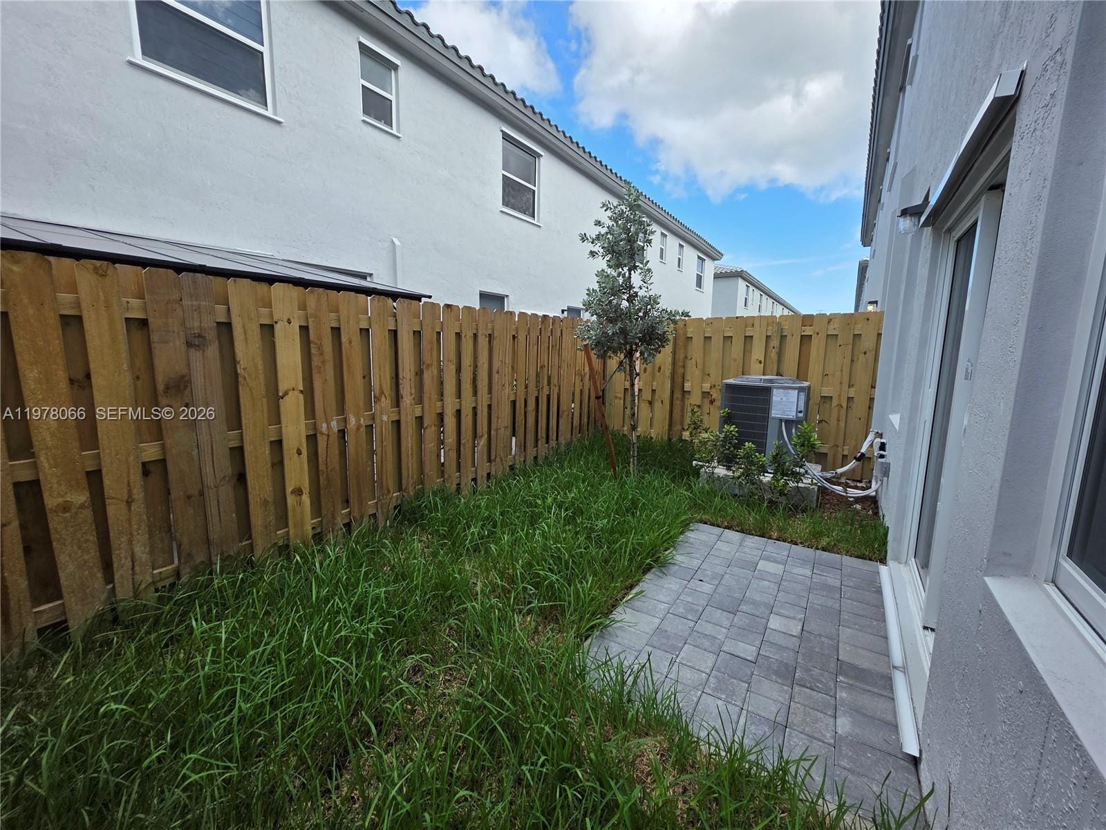 300 SE 10th Court 300 — photo 12