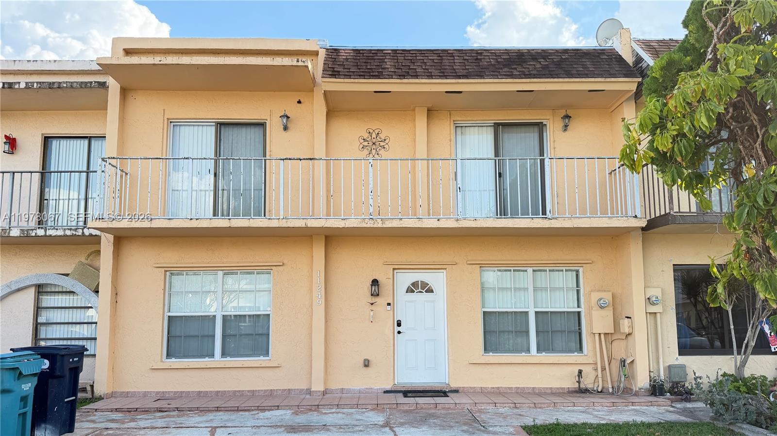 11249 SW 33rd Cir Place, Miami, FL 33165, Miami