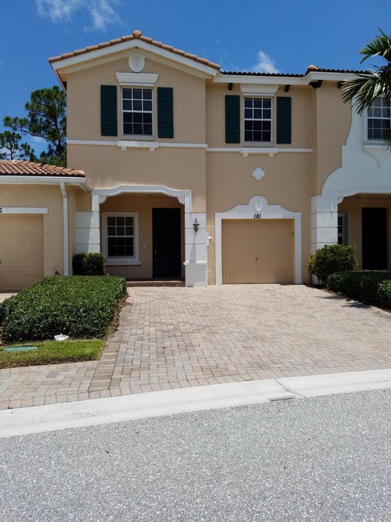 3 bedroom home for sale at 181 Otter Run, Stuart, FL 34997 — $350,000