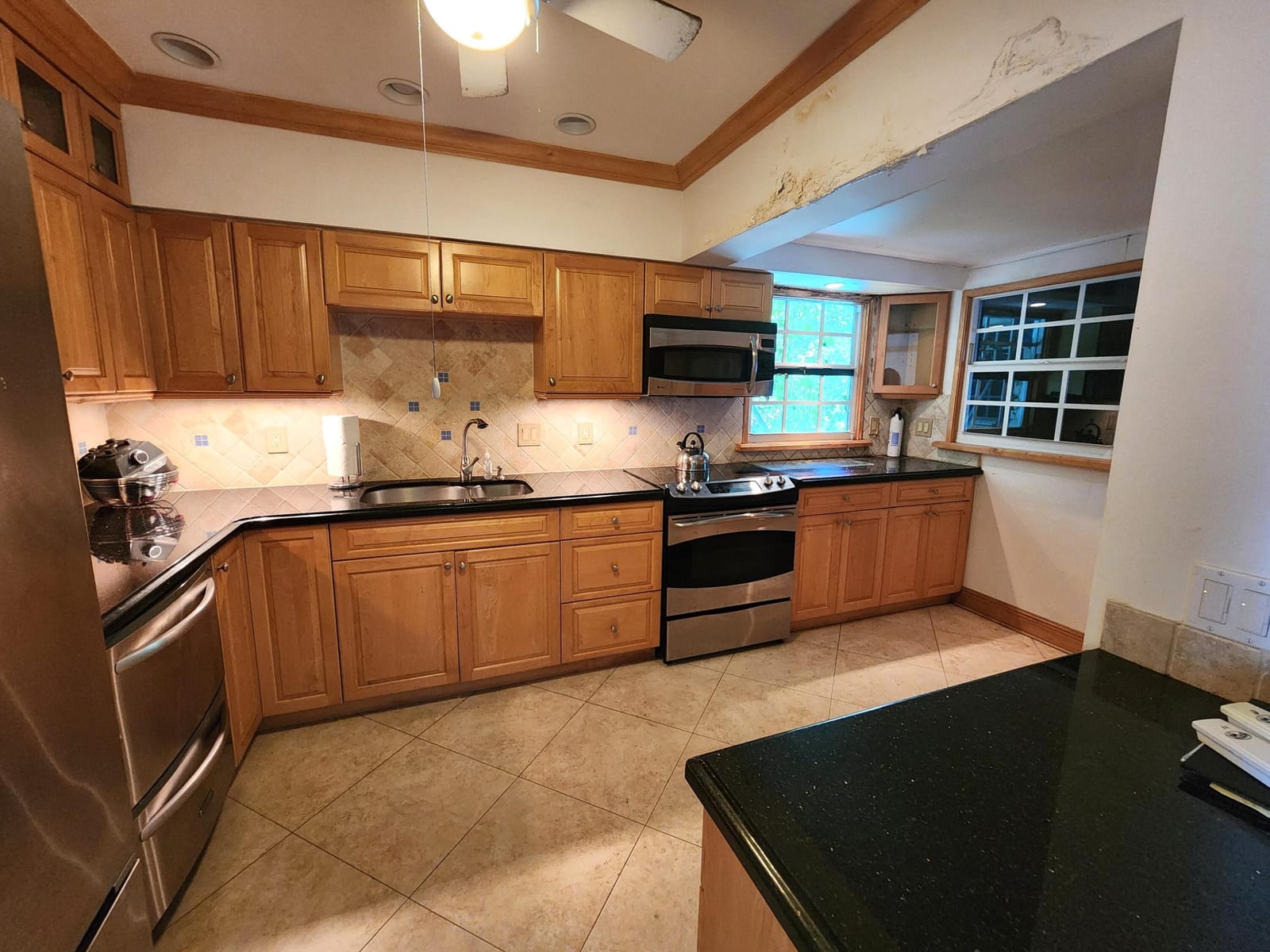 1317 SE 2nd Avenue — photo 12