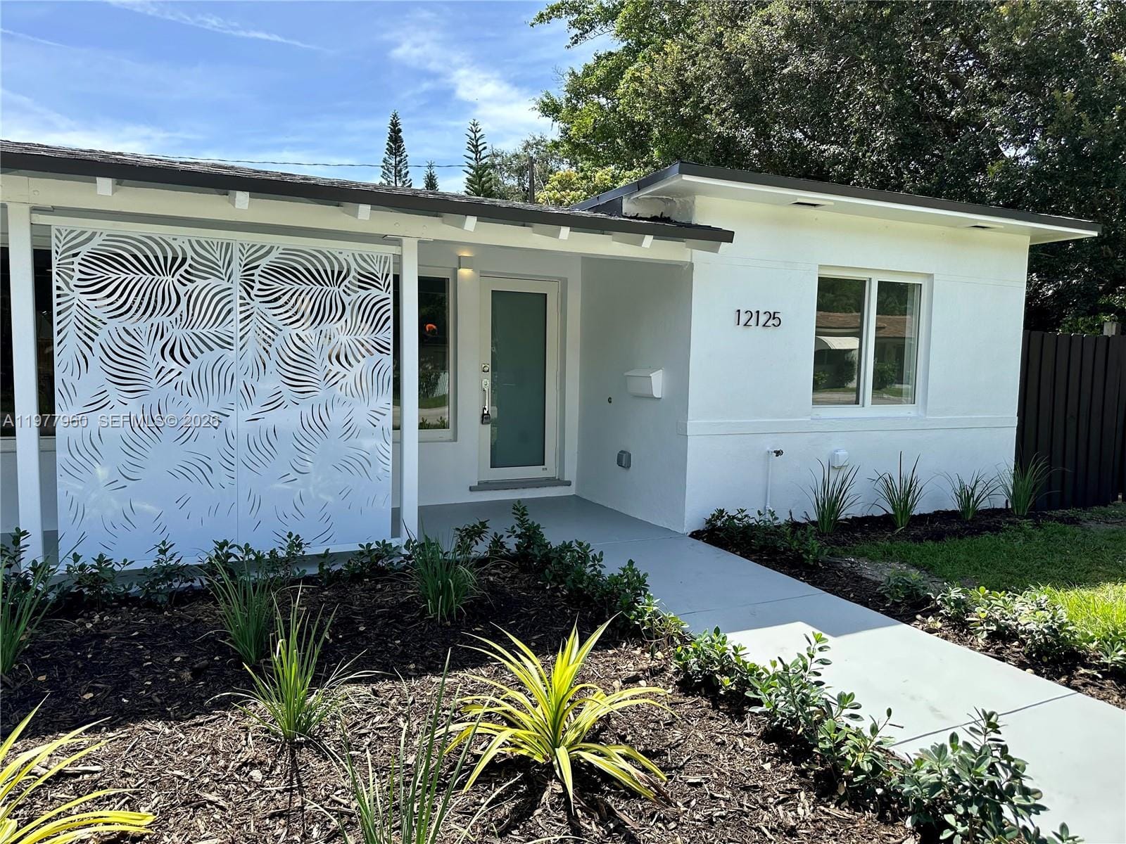 12125 NE 7th Avenue — photo 3
