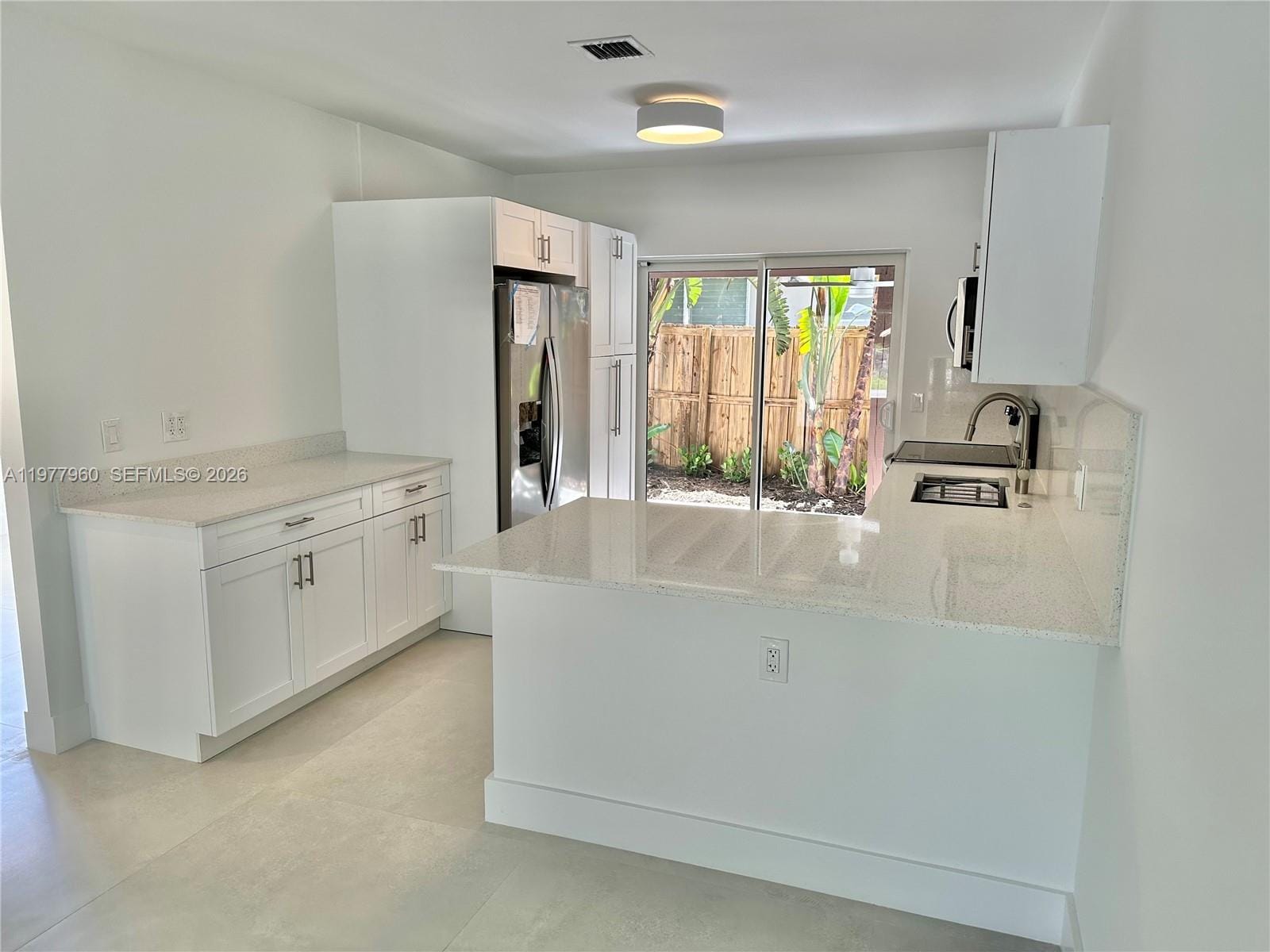 12125 NE 7th Avenue — photo 6