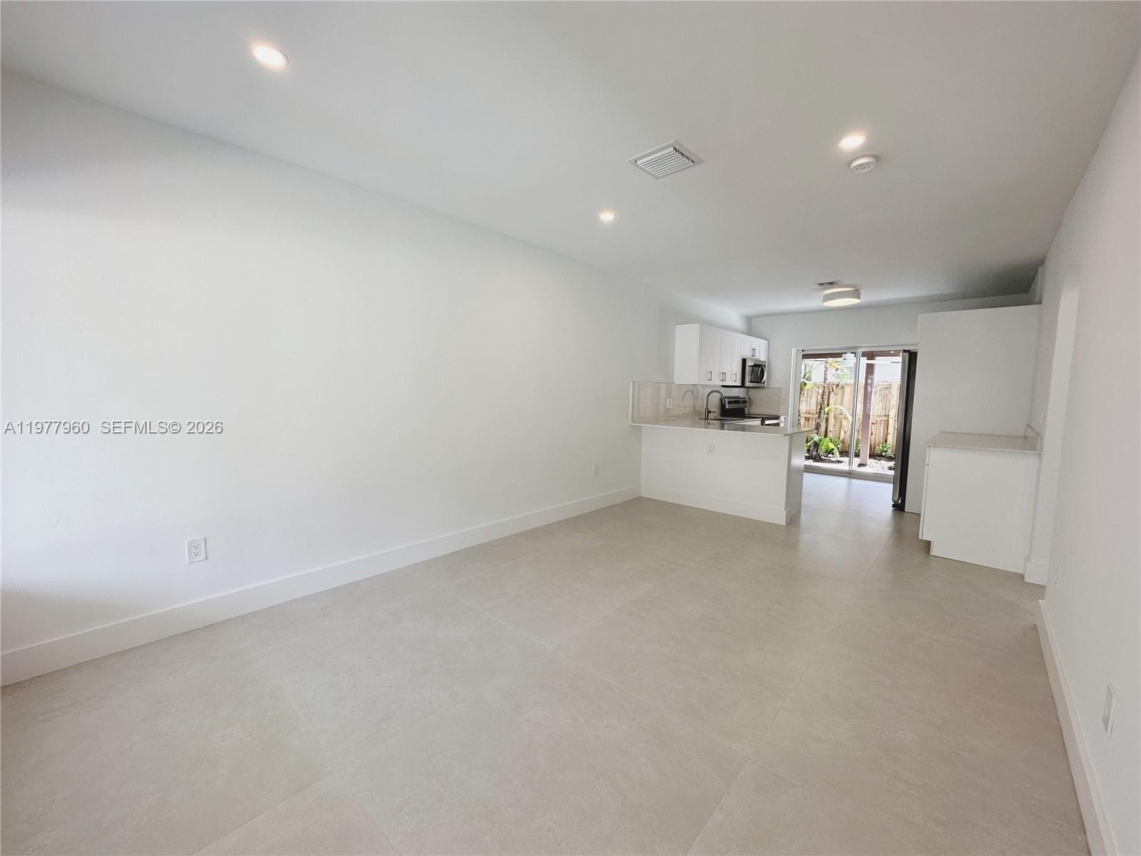 12125 NE 7th Avenue — photo 9