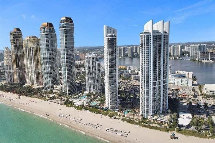 18201 Collins Avenue 1202, Sunny Isles Beach, FL 33160 photo 25