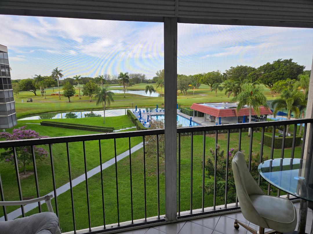 8900 Washington Boulevard 409, Pembroke Pines, FL 33025, Pembroke Pines
