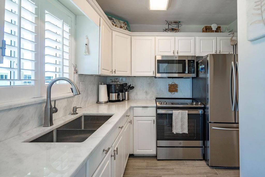2100 NE 38th Street 229, Lighthouse Point, FL 33064 photo 6