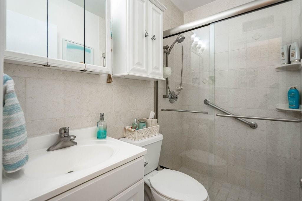 2100 NE 38th Street 229, Lighthouse Point, FL 33064 photo 8