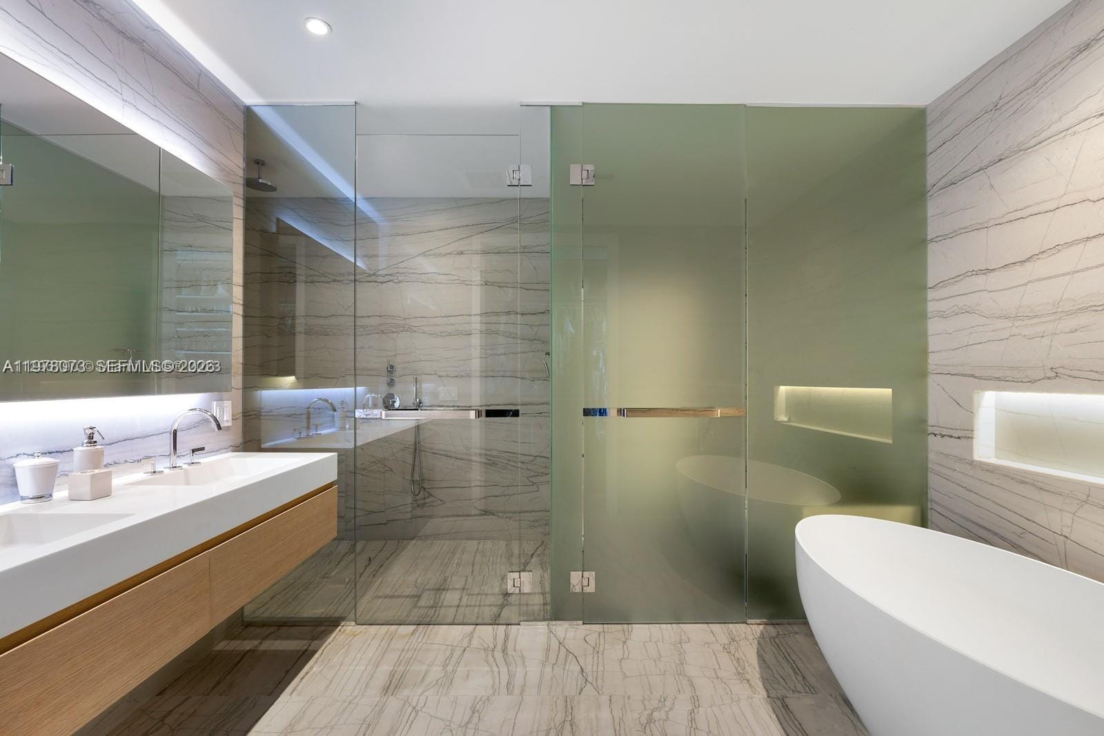 8701 Collins Avenue 404 — photo 10