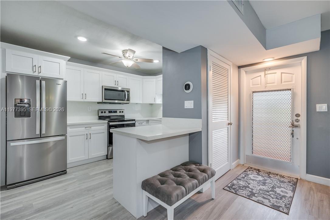 681 S Hollybrook Drive 305, Pembroke Pines, FL 33025, Pembroke Pines