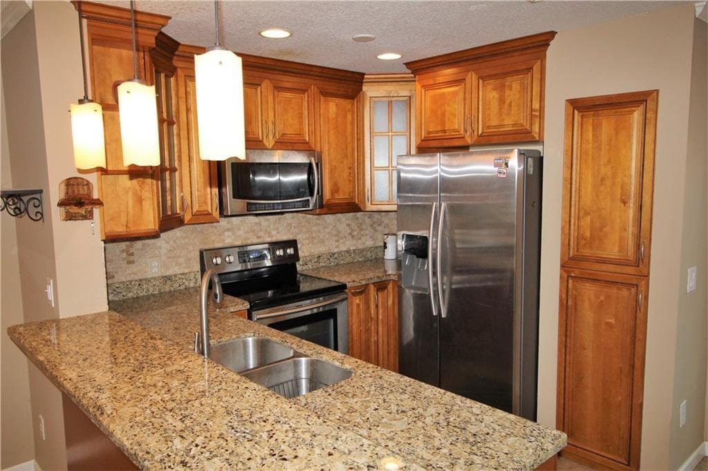7240 Woodmont Avenue 7240 — photo 3