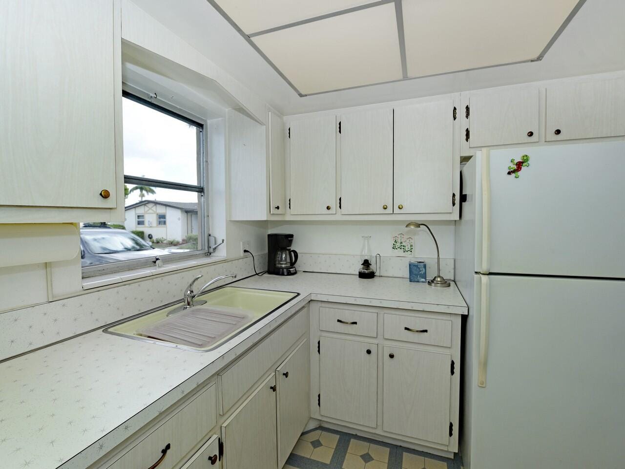 2789 Ashley Drive W B, West Palm Beach, FL 33415 photo 9
