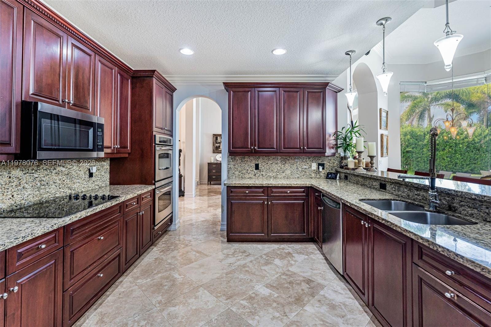 10221 Blue Palm Street — photo 8
