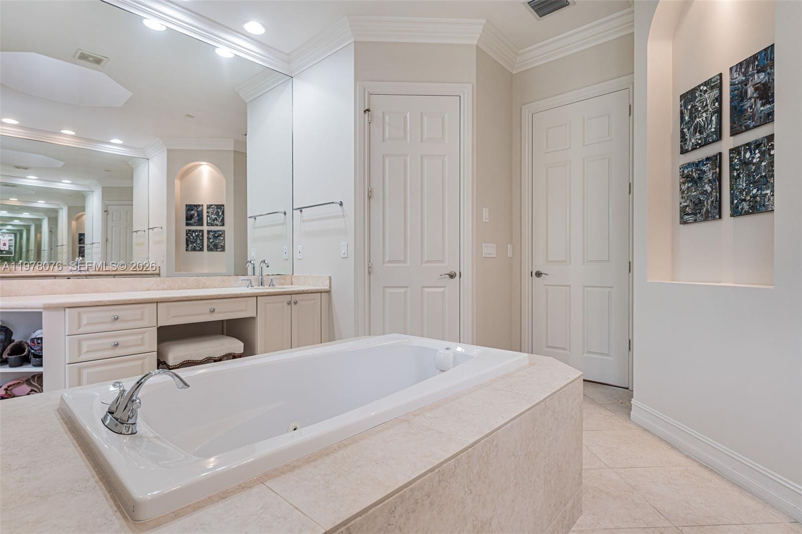 10221 Blue Palm Street, Plantation, FL 33324 photo 24