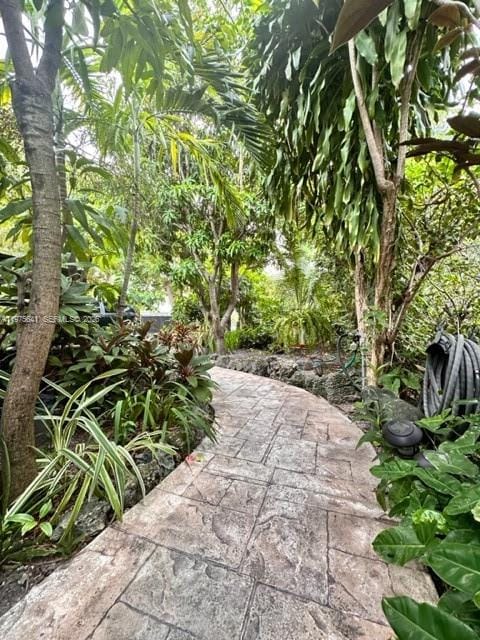 410 NW 31st Street, Miami, FL 33127 photo 18