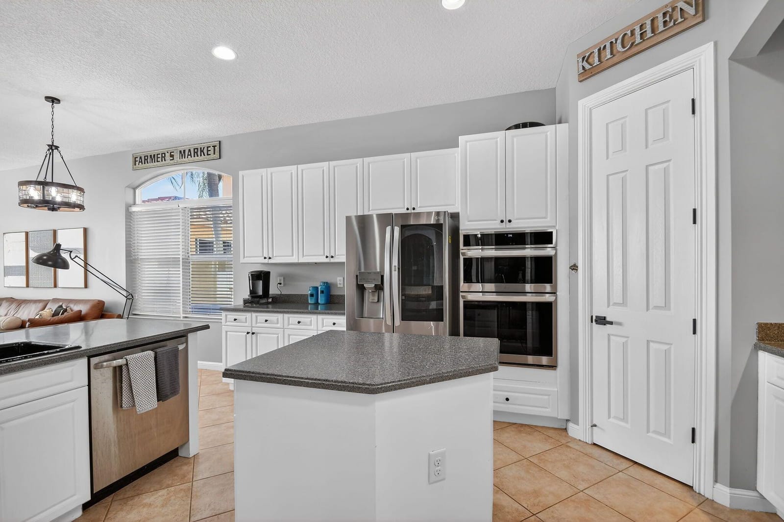 6647 Houlton Circle, Lake Worth, FL 33467 photo 13