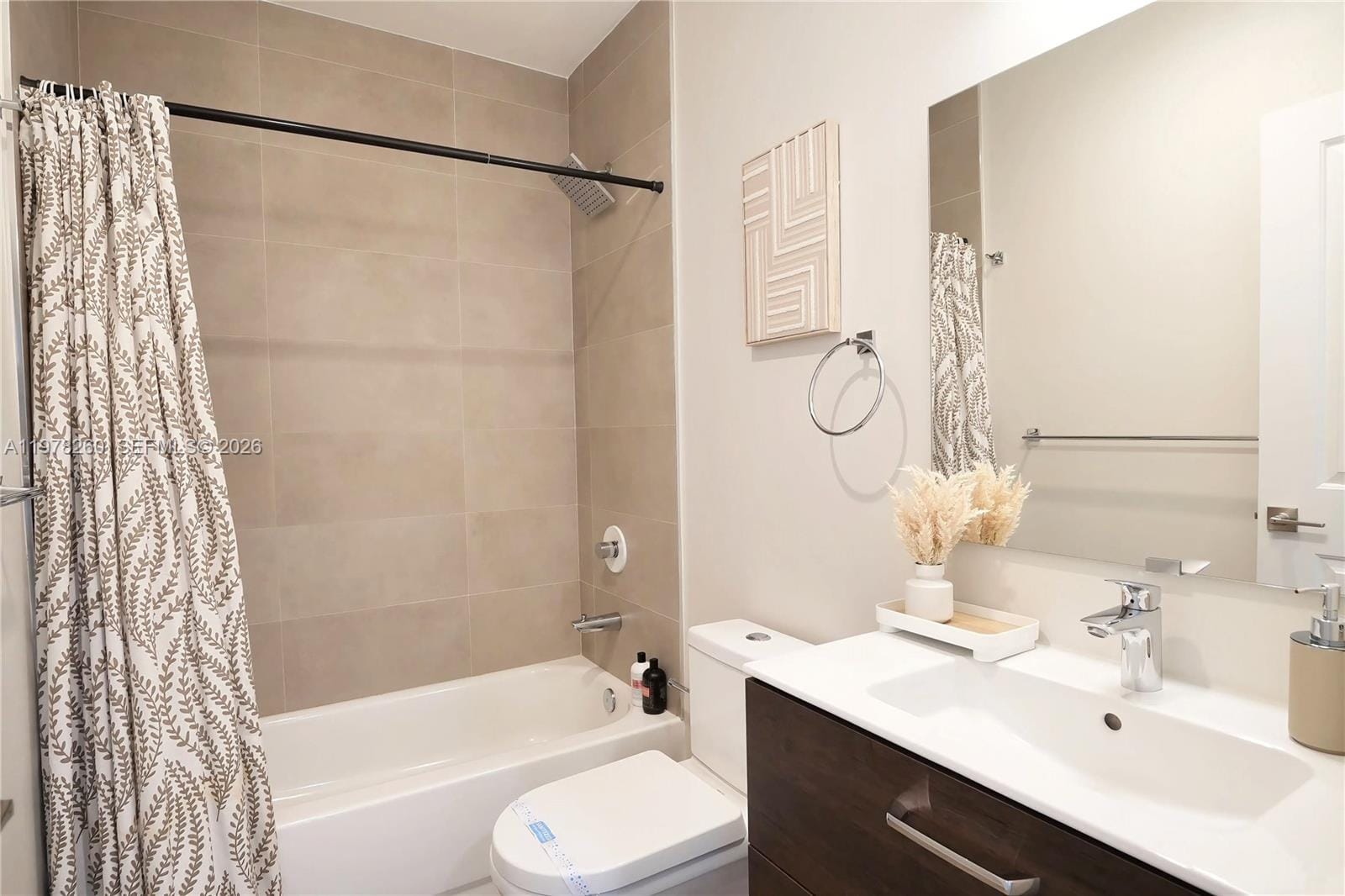 211 SE 4th Street 3, Hallandale Beach, FL 33009 photo 18