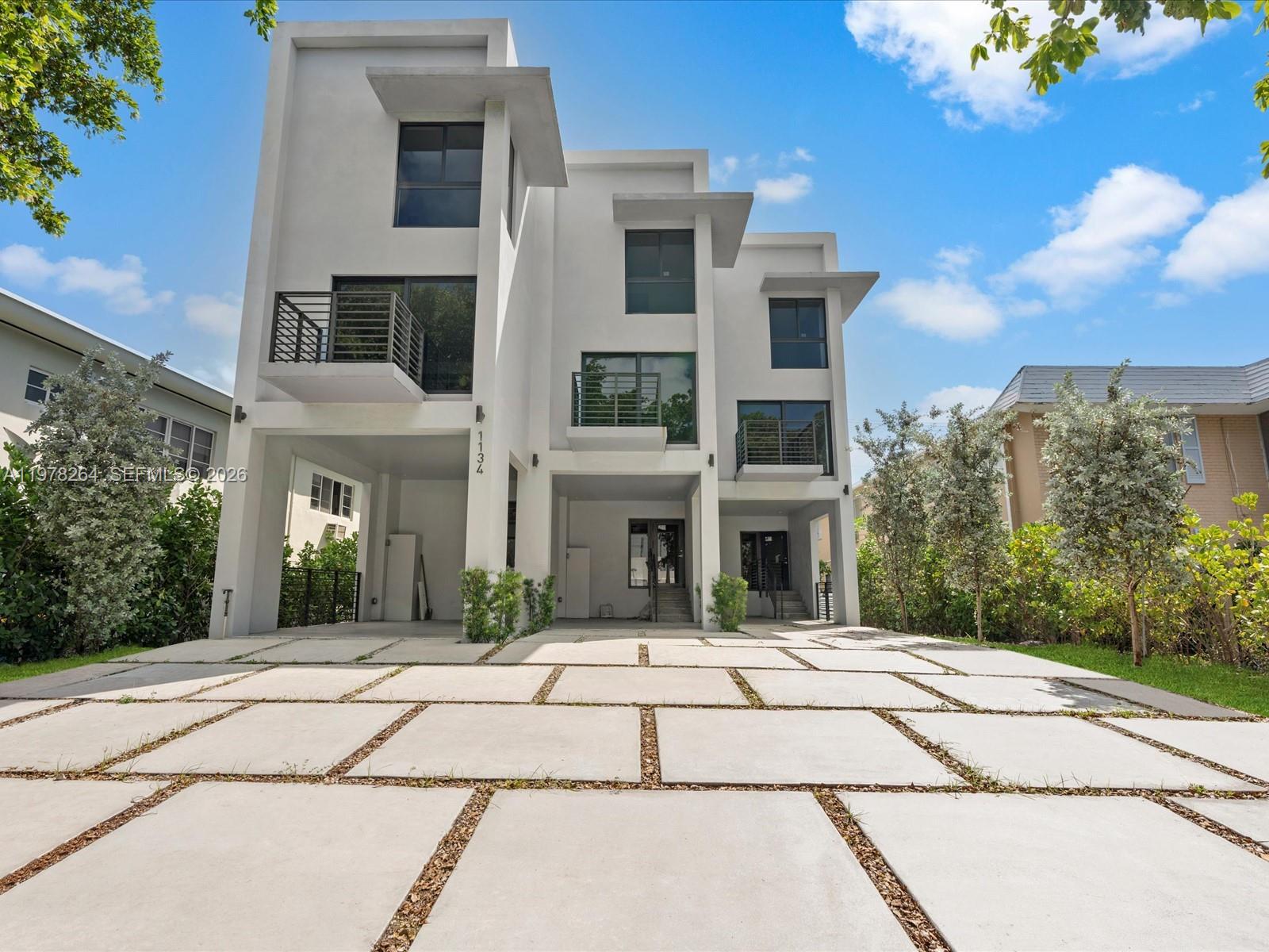 1134 71st Street 3, Miami Beach, FL 33141, Miami Beach