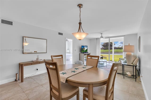 9320 S Hollybrook Lake Drive 108, Pembroke Pines, FL 33025