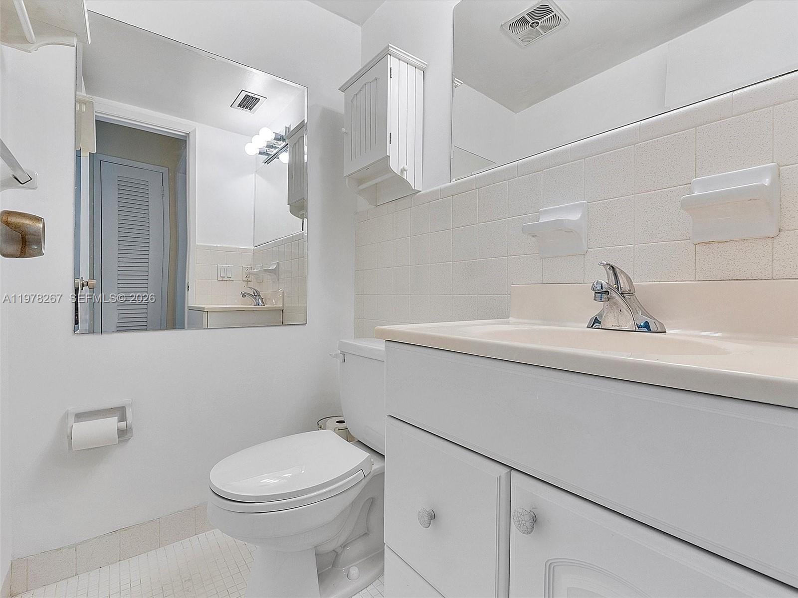 2050 NE 39th Street W212, Lighthouse Point, FL 33064 photo 4