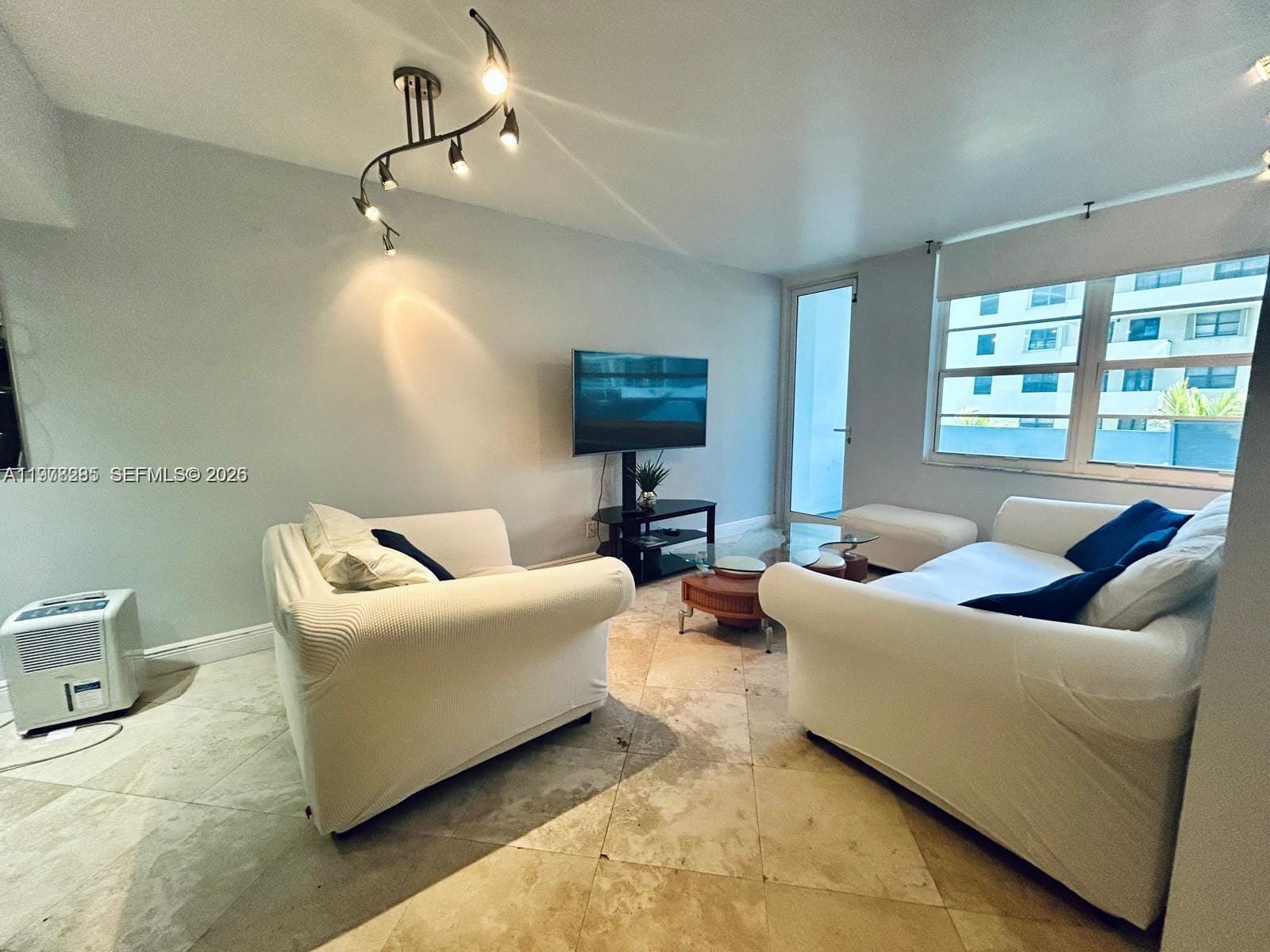 100 Lincoln Road 728 — photo 1