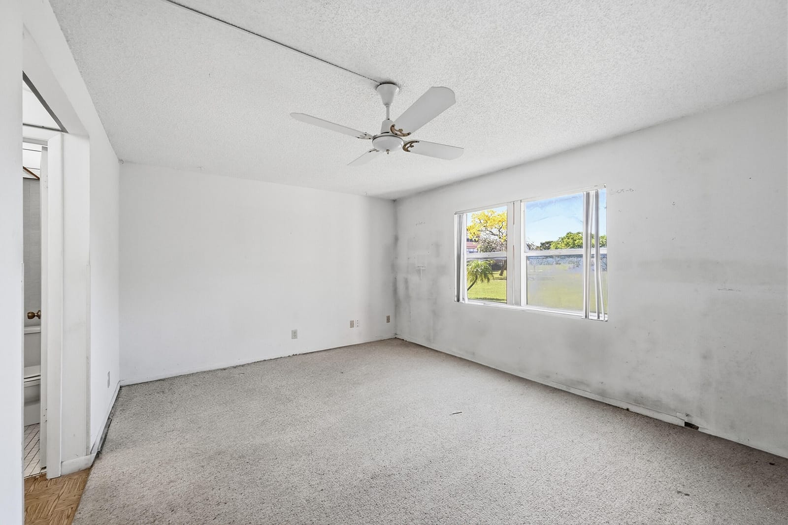 9541 Sunrise Lakes Boulevard 110 — photo 11