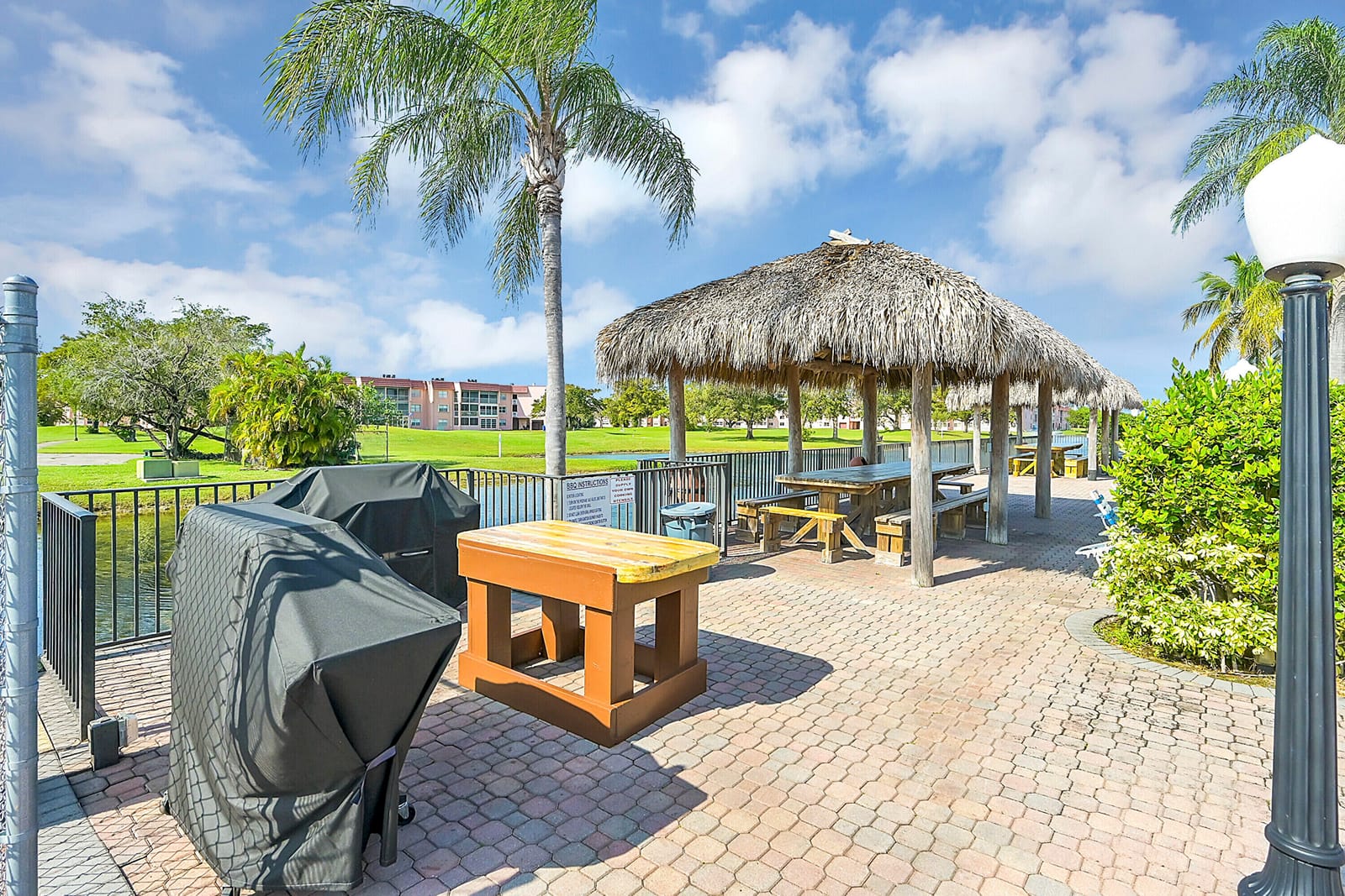 9541 Sunrise Lakes Boulevard 110, Sunrise, FL 33322 photo 23