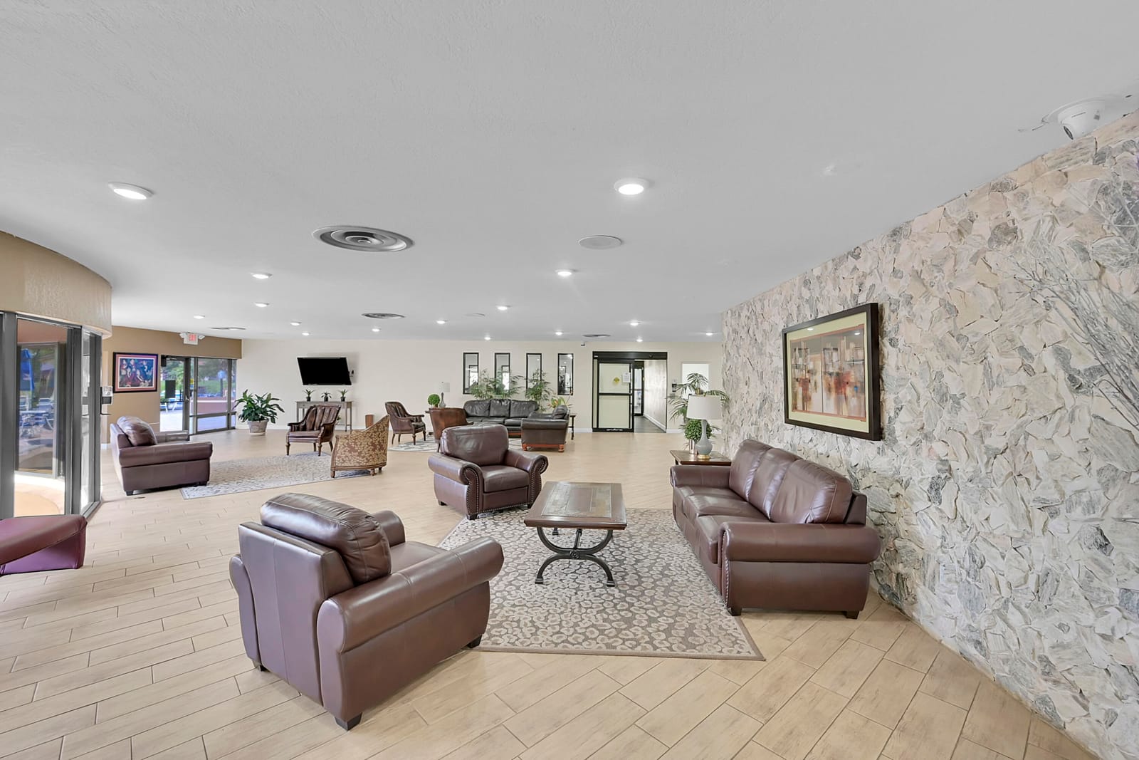 9541 Sunrise Lakes Boulevard 110, Sunrise, FL 33322 photo 27