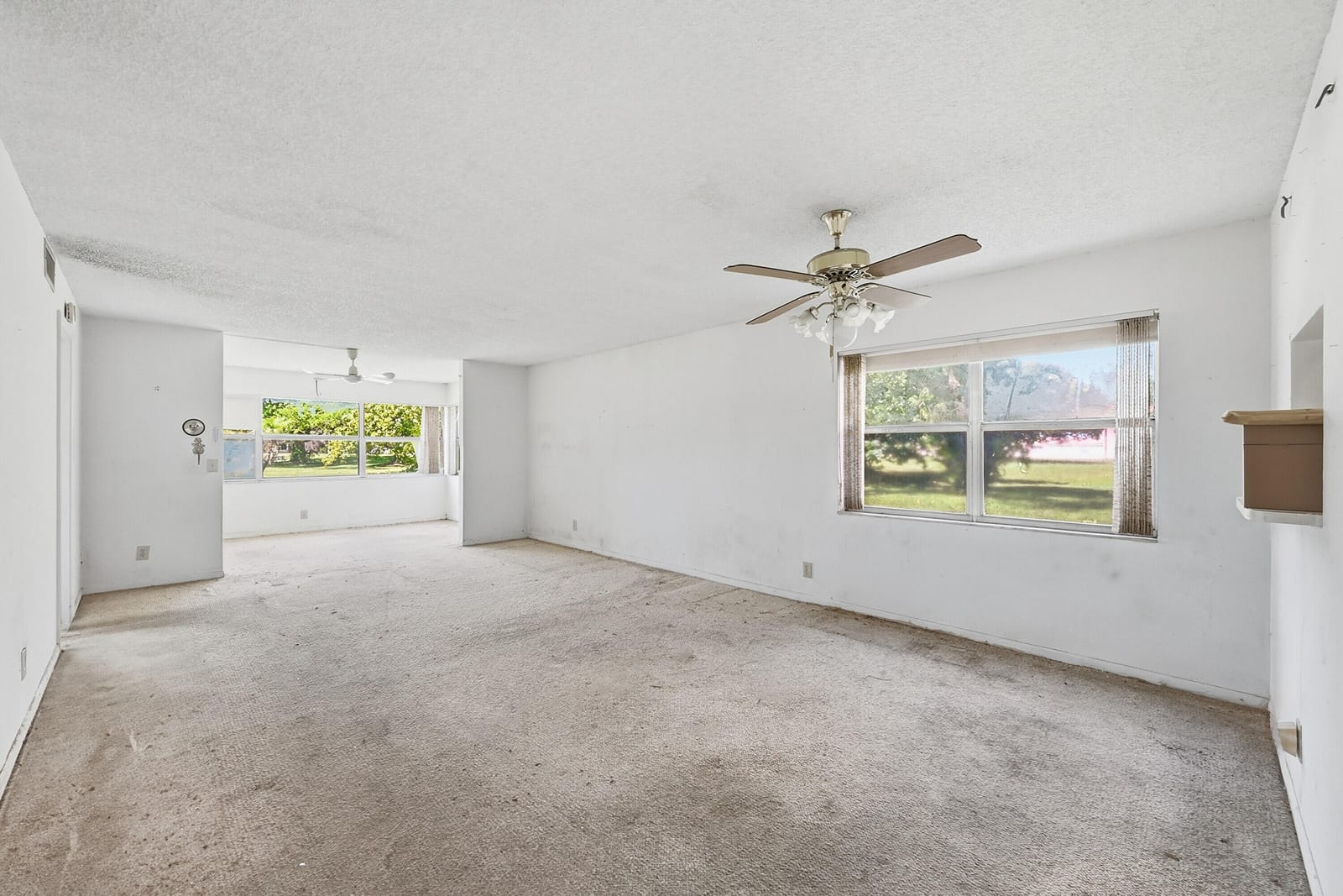 9541 Sunrise Lakes Boulevard 110 — photo 4