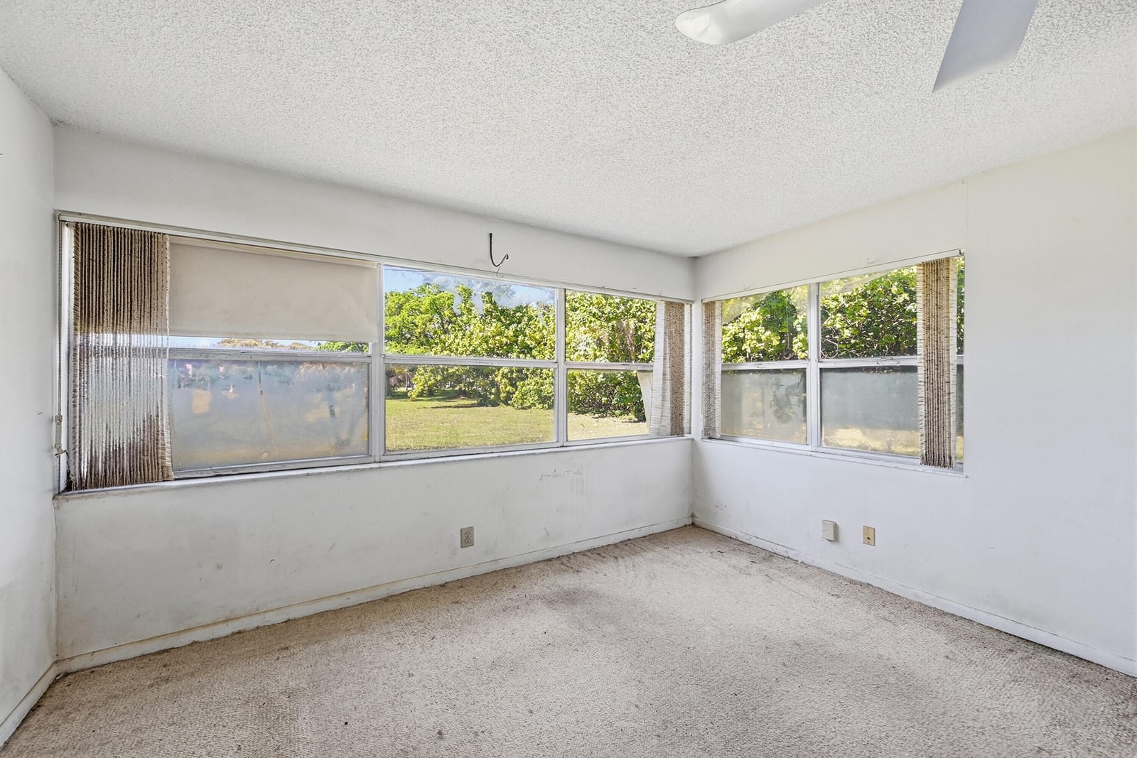 9541 Sunrise Lakes Boulevard 110 — photo 9