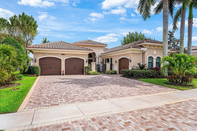 16796 Charles River Drive, Delray Beach, FL 33446