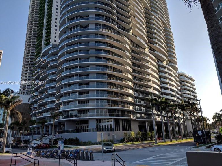 488 NE 18th Street 3302, Miami, FL 33132, Miami