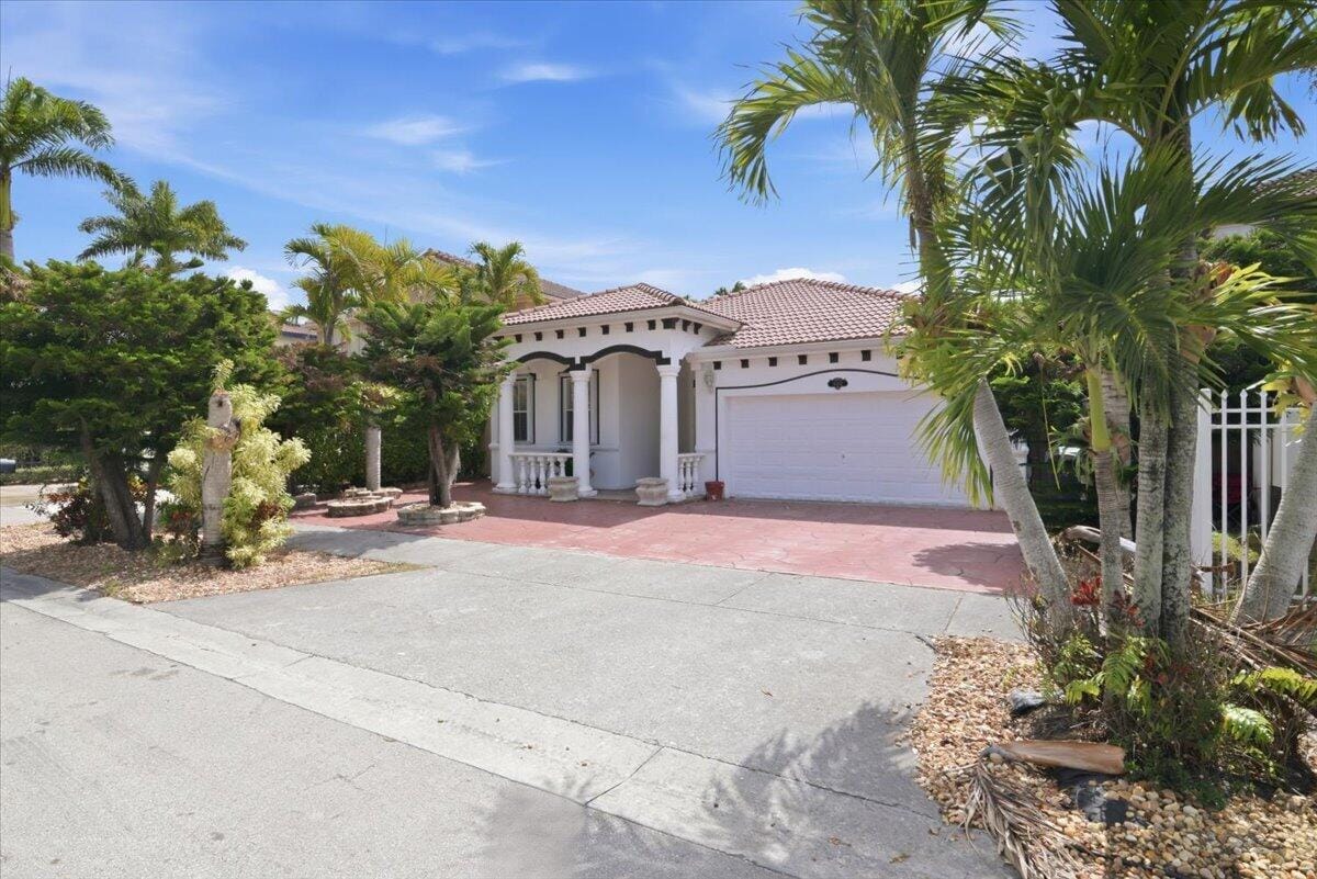 15062 SW 11th Street, Miami, FL 33194 photo 2