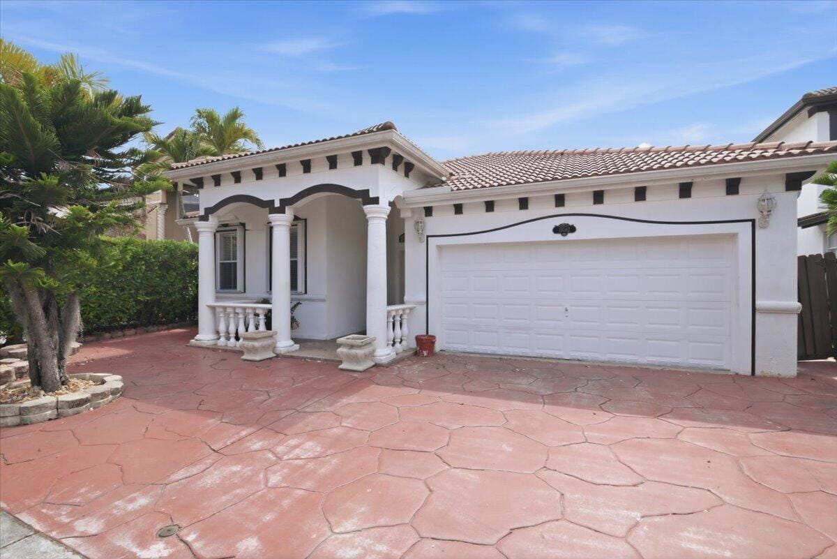 15062 SW 11th Street, Miami, FL 33194 photo 3