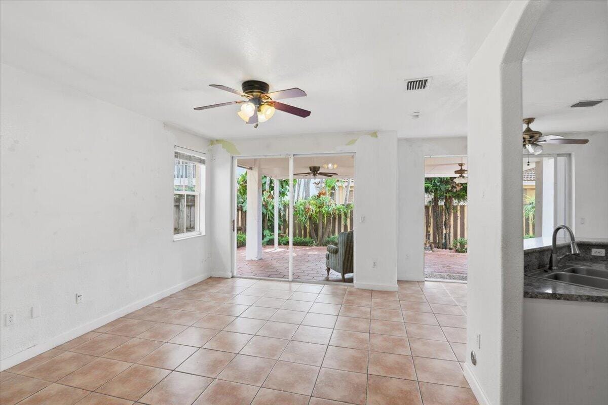 15062 SW 11th Street, Miami, FL 33194 photo 23