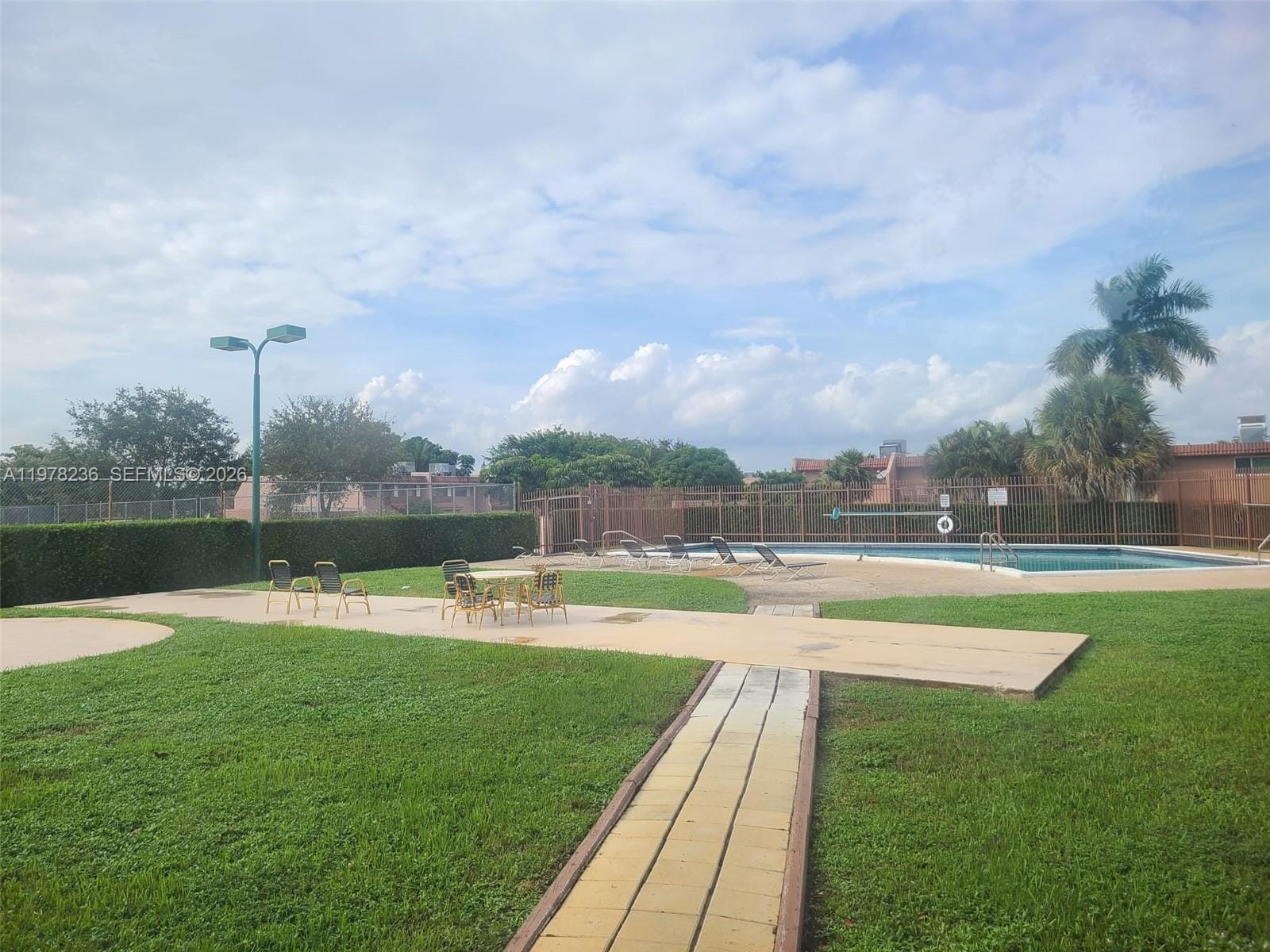 29 Seville Circle 4-49, Davie, FL 33324 photo 18