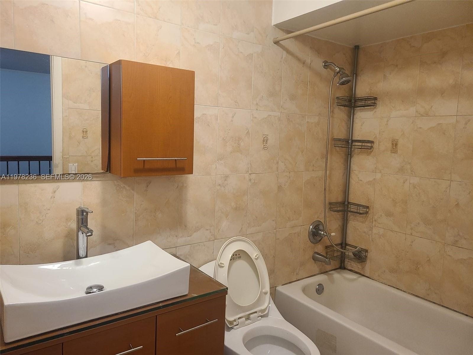 29 Seville Circle 4-49 — photo 8