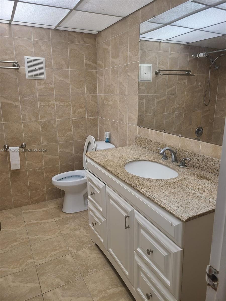 29 Seville Circle 4-49 — photo 9