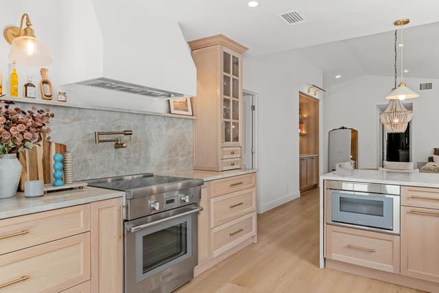 13367 Bedford Mews Court, sold in Bedford Mews At Wellington, Wellington, FL