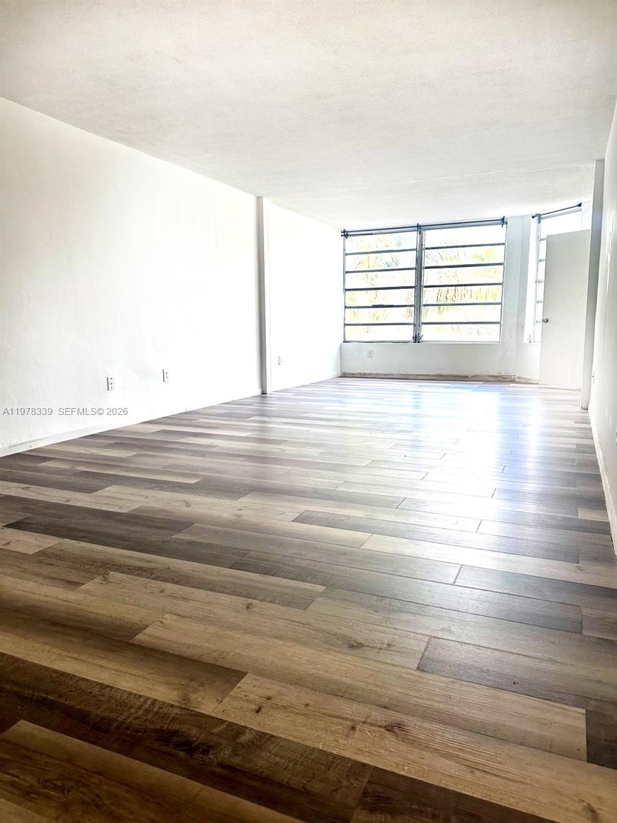 1501 NE 191st Street C312, Miami, FL 33179, Miami